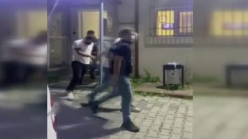 İstanbul'da basın mensubuna saldıran 2 sanığa 3’er yıl hapis