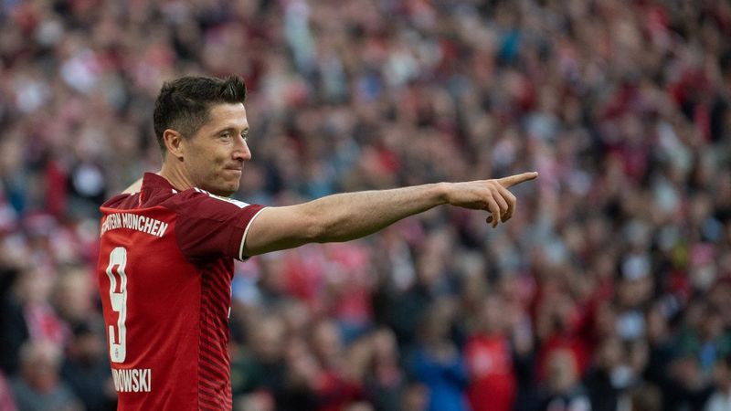 Bayern Münih'ten Lewandowski'ye cevap