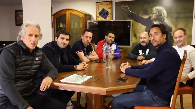 Jorge Jesus'un ekibi transfer çalışmalarına başladı