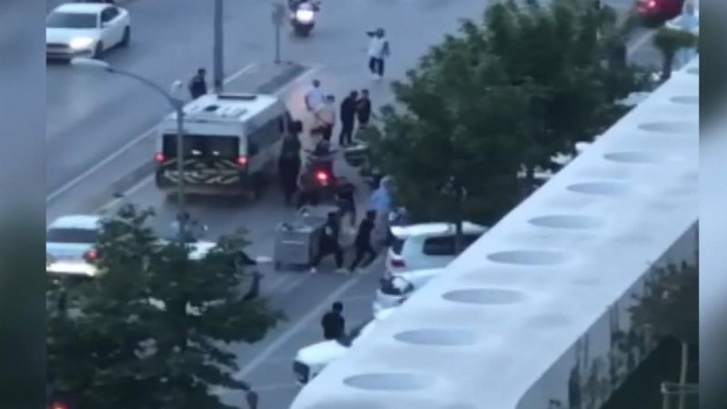 Beylikdüzü'nde erkek çocuğunu taciz eden site görevlisi darbedildi