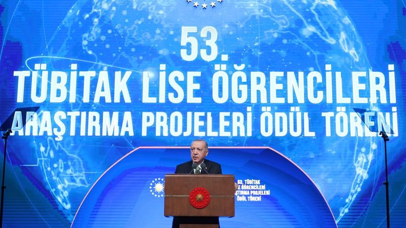 Cumhurbaşkanı Erdoğan: Öğrencilere 100 milyon yardımcı kaynak dağıtılacak