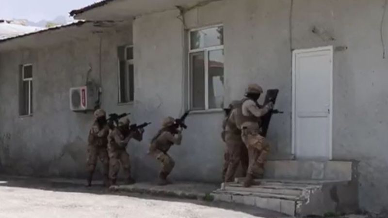Van merkezli terör operasyonu: 11 gözaltı