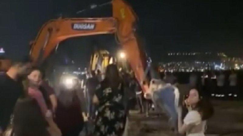 İzmir'de düğünü yıkım ekipleri bastı, düğün yarıda kesildi