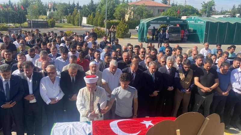 Abdullah Çatlı’nın annesi Remziye Çatlı son yolculuğuna uğurlandı