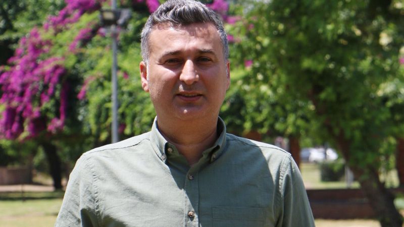 Antalya'da dolandırıcıların tuzağına düşen öğretmen, mesleğinden oldu