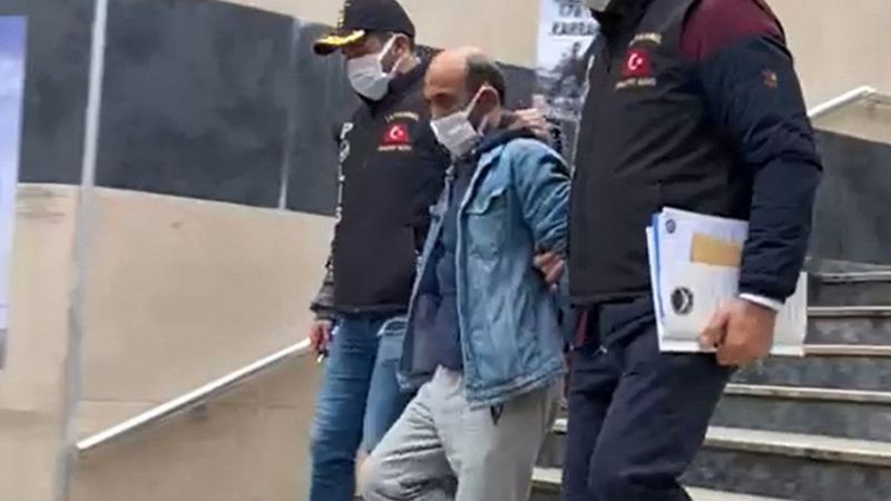 Beyoğlu'nda komşusunu öldüren sanık, hakim karşısına çıktı