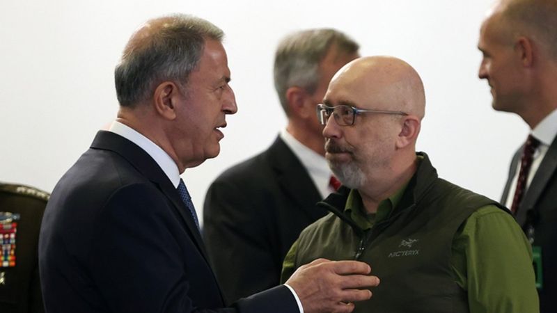 Bakan Hulusi Akar, Ukraynalı mevkidaşı Oleksii Reznikov ile görüştü