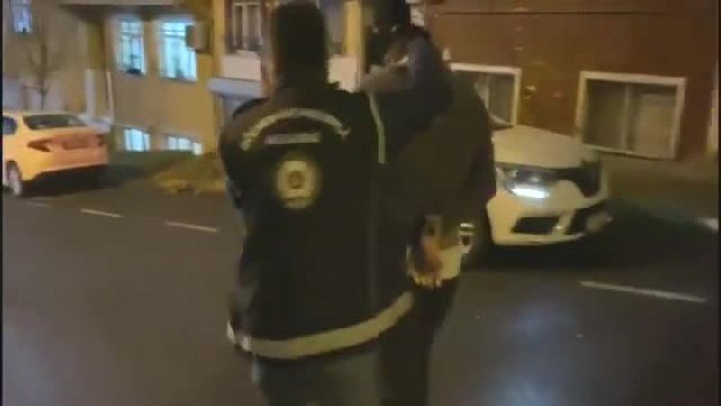İstanbul'da, kadınların videolarını çeken yabancı uyruklu şahıslara operasyon