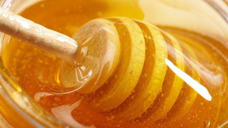 Bal ve tuzu birlikte tüketmenin inanılmaz faydası