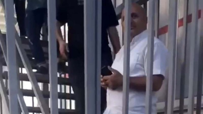 Esenyurt'ta işçilerin yangından kaçış çabası