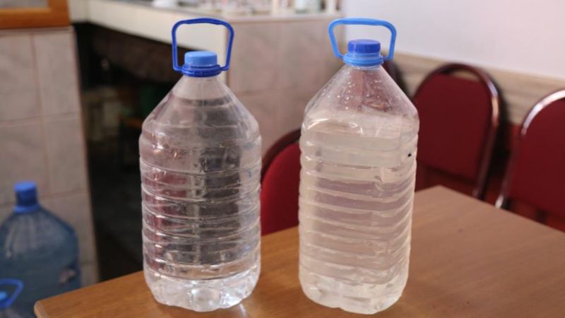 Gümüşhane'de musluklardan akan çamurlu su vatandaşları canından bezdirdi