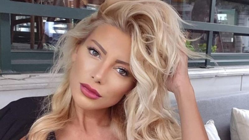 'Sen makinasın, makina!' Gülşah Saraçoğlu ceketini bir açtı, taşlı sütyeni gören şoke oldu...