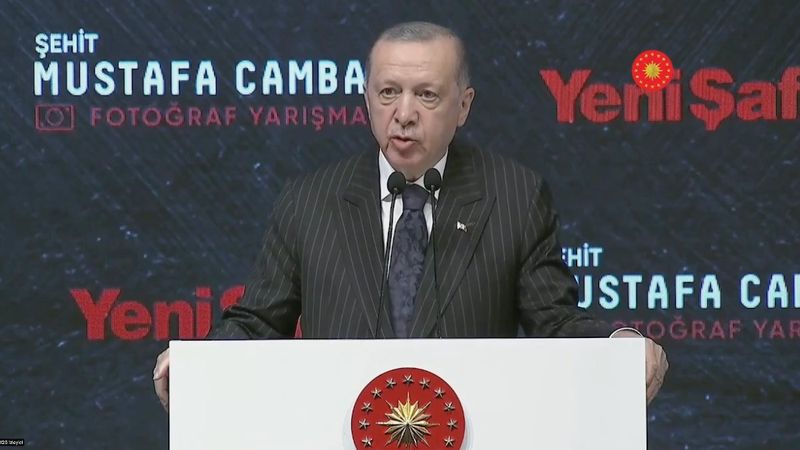 Cumhurbaşkanı Erdoğan, Mustafa Cambaz’a vefa ödül töreninde konuştu