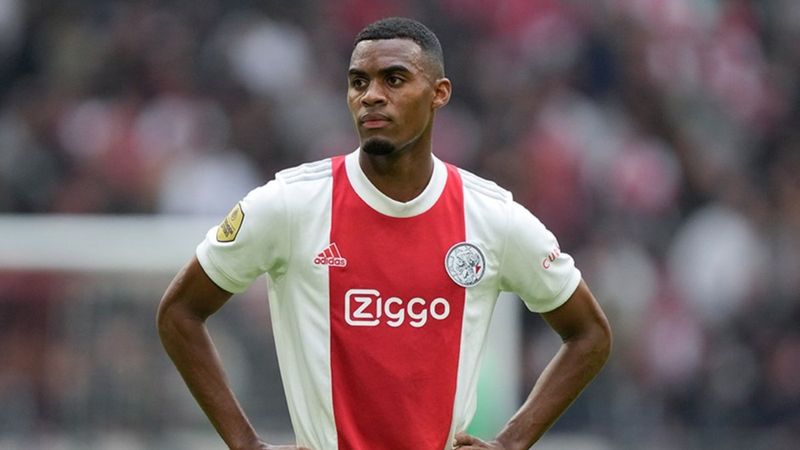 Bayern Münih Ryan Gravenberch'i bitirdi