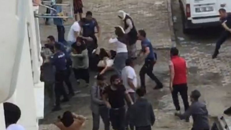 Arnavutköy'deki aile kavgasında ortalık savaş alanına döndü