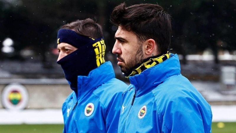 Fenerbahçe sezonun açıyor: Mesut Özil ve Ozan Tufan'ın durumu ne olacak?
