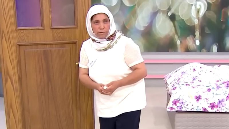 Ölen kız için çıktığı televizyonda tuvaletini yapışını saniye saniye anlattı
