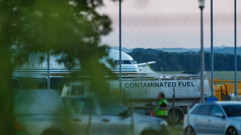 İngiltere'de sığınmacıları Ruanda'ya götürecek olan uçak durduruldu