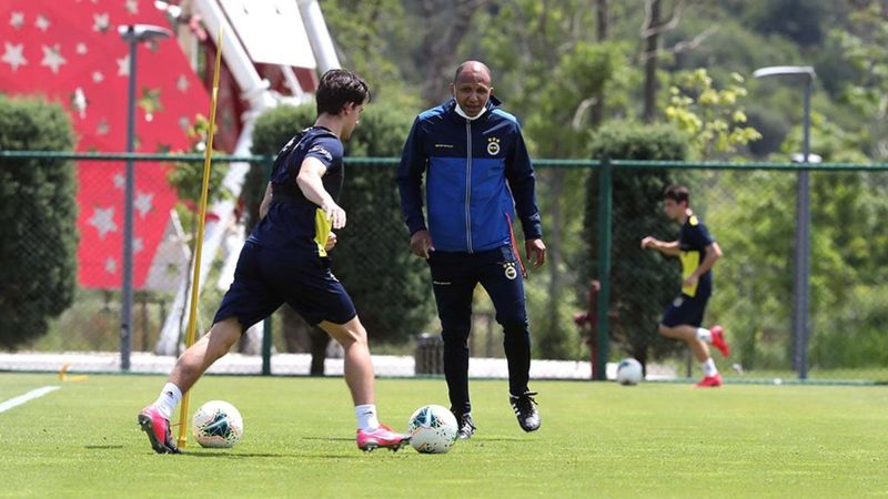 Aurelio, 'Teknik Menajer' olarak tekrar Fenerbahçe'de