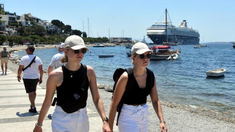 Bodrum'da yabancı turist hareketliliği başladı
