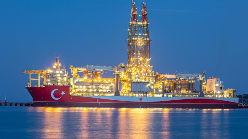 Abdülhamid Han ile Süper Ay aynı karede