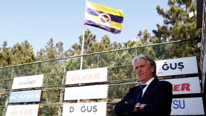 Jorge Jesus yeni sezon öncesi oyuncularına neler söyledi?