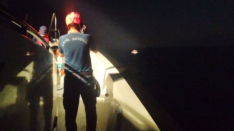 Muğla'da 28 düzensiz göçmen kurtarıldı