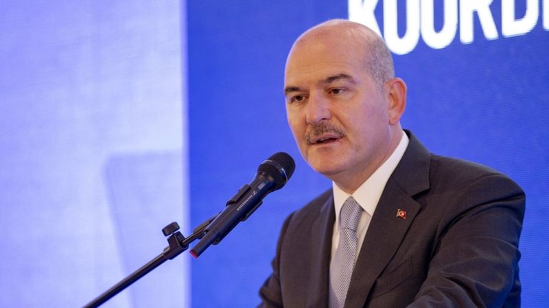 Süleyman Soylu: Terör suçundan 49 belediye başkanı görevden alındı