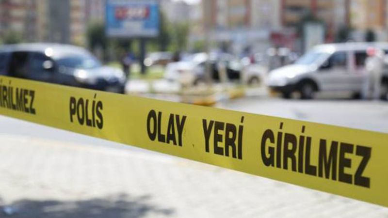 Mersin'de, iş yerini açarken kurşun yağmuruna tutuldu