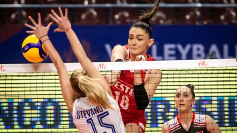 Filenin Sultanları, Sırbistan'a mağlup oldu