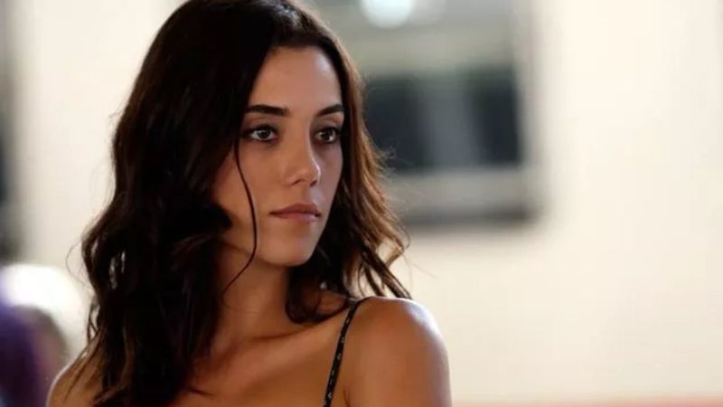 Cansu Dere'nin Hayat Bilgisi'ndeki halleri göreni şoke etti! 'Bu güzellik kaçmazmış...'