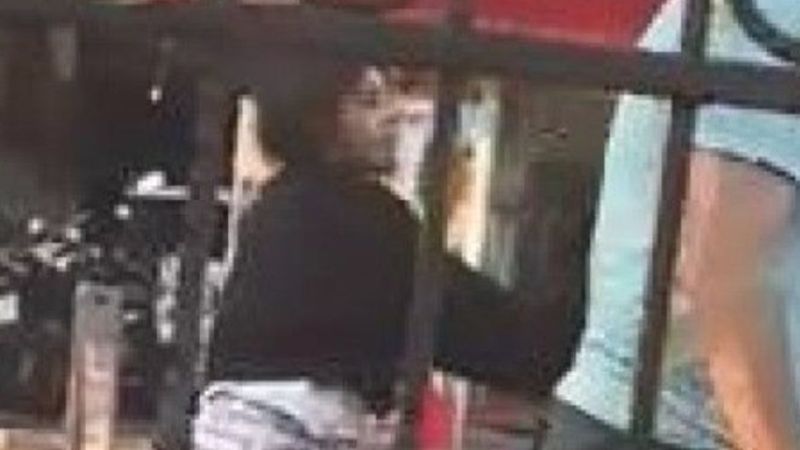 Beyoğlu'nda bulvara çıkan kadın sürücülere zor anlar yaşattı