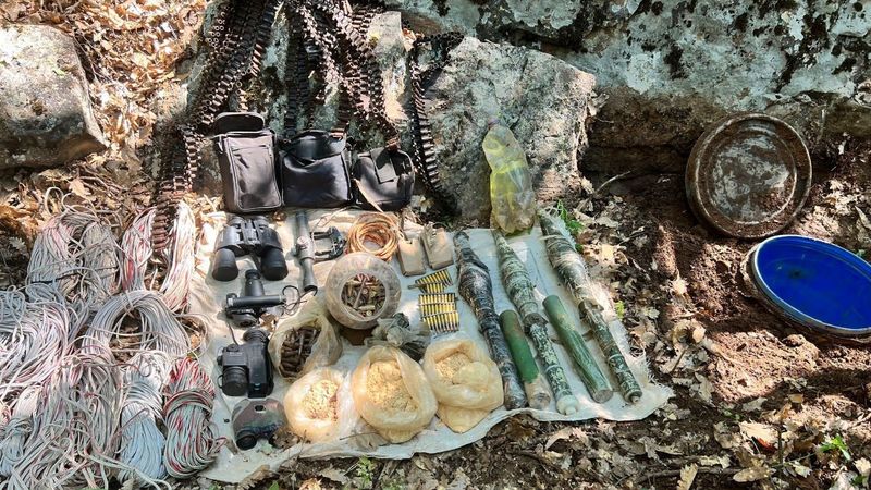 Tunceli’de 6 sığınak içinde çok sayıda mühimmat ele geçirildi