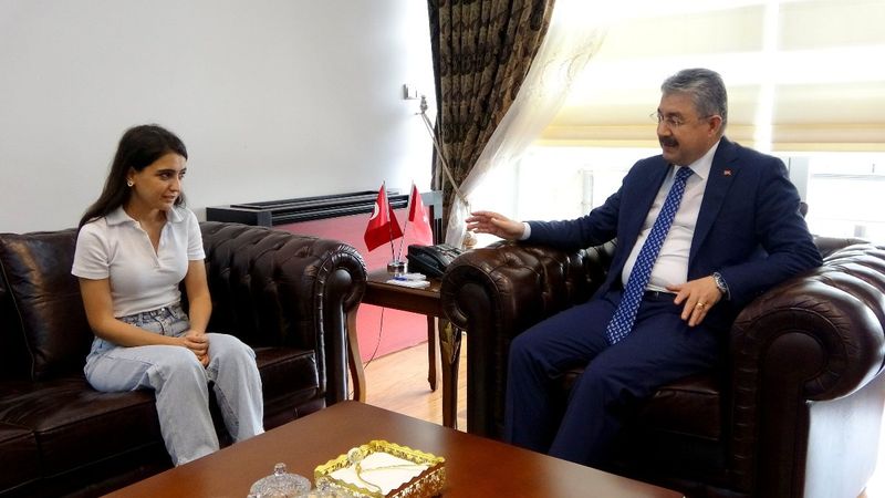 Osmaniye'de yürekleri burkmuştu: Vali Erdinç Yılmaz makamında ağırladı