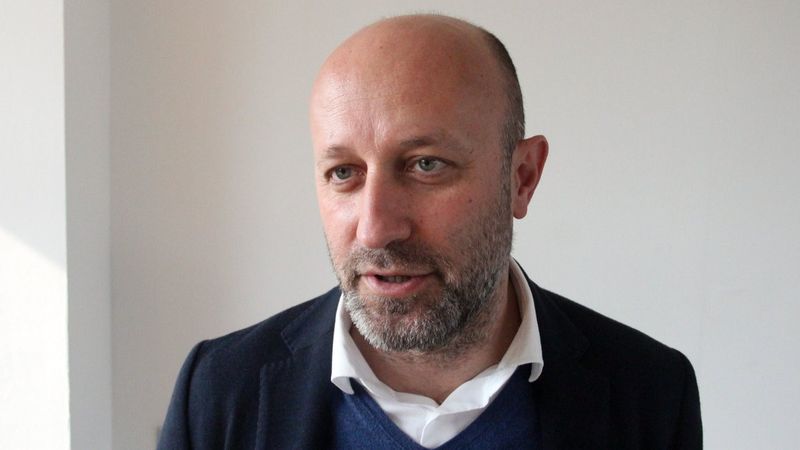 Galatasaray, futbol direktörlüğü görevine Cenk Ergün'ün getirildiğini açıkladı