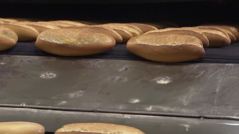 İstanbul'da ekmek yarından itibaren 5 TL oluyor