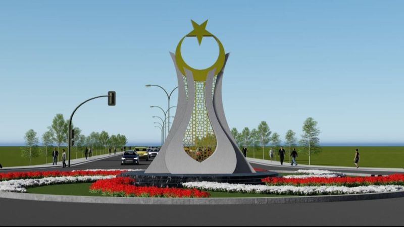 Çorum'da Çevreyolu Binevler Kavşağına ay yıldız totemi