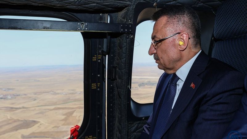 Fuat Oktay KKTC'de: Yangın bölgesini denetledi