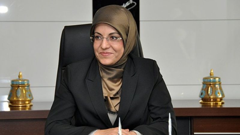 Fatma Toru kimdir?