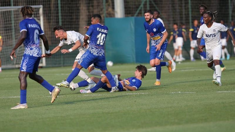 Bruma ve Lincoln, Skhupi maçından geçer not aldı