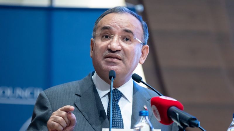 Bekir Bozdağ: Haksız tahrik konusunun tartışmaya açılmasında fayda görüyorum
