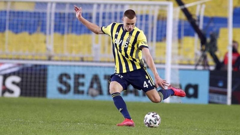 Attila Szalai için PSG devrede
