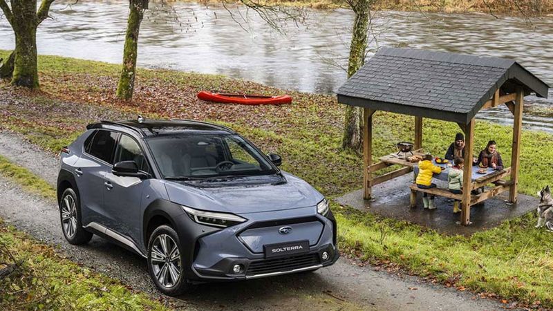Subaru'nun ilk elektrikli otomobili Solterra Türkiye'de