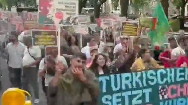 Almanya, terör örgütü PKK'nın propagandasına izin verdi