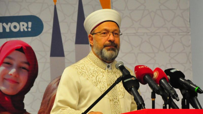 Ali Erbaş: Çocukları söz ve hareketlerinizle incitmeyin