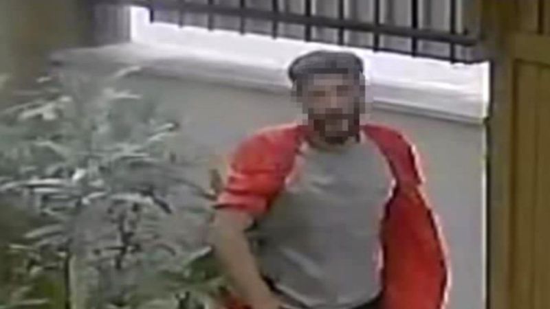 Diyarbakır'da, güzellik merkezine giren hırsızın rahat tavırları kamerada