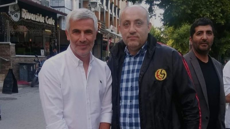 Önder Karaveli Eskişehirspor'un kutlamalarına katıldı