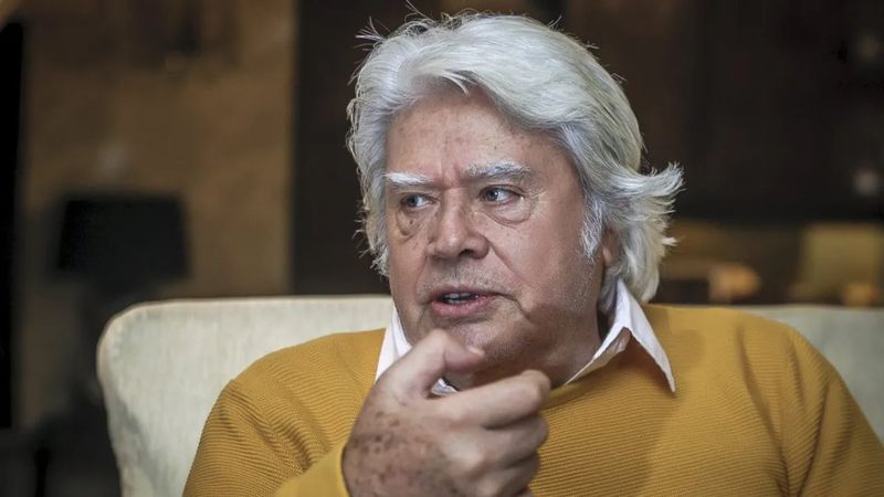 Yeşilçam'ın yakışıklı jönü Cüneyt Arkın'ın en iyi 10 karesi