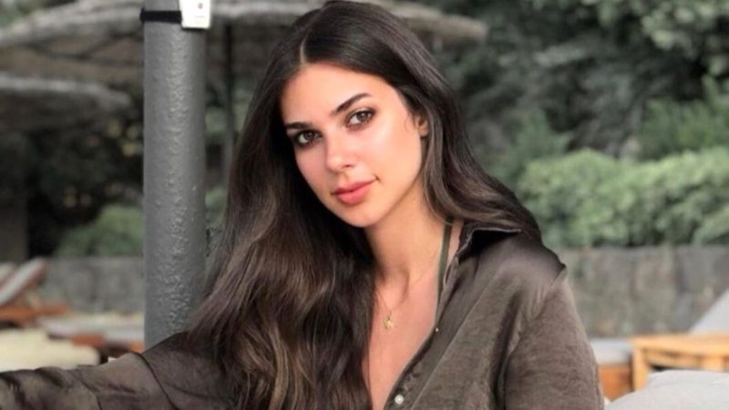 Defne Samyeli'nin kızı Deren Talu iç çamaşırsız... 'Cesaretine hayranım'