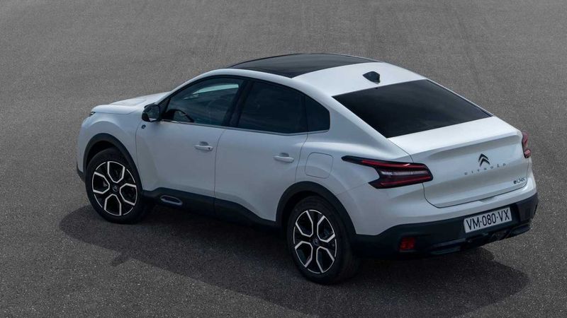 Citroen C4 X, Türkiye'de tanıtıldı